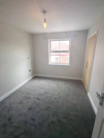 2 bedroom Flat to let in Olsen Rise, Bunkers Hill, Lincoln, LN2