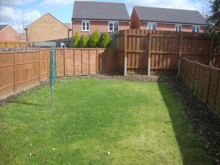 2 bedroom Semi-detached house to let in Fox Covert, South Hykeham, LN6