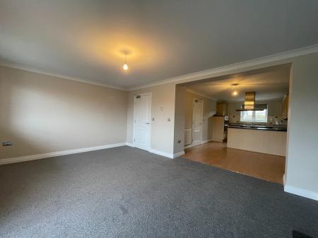 4 bedroom Terraced House to let in Bridge Walk, Burton Waters, Lincoln, LN1