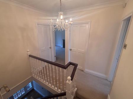 4 bedroom Semi-detached house to let in Burton Road, Lincoln, LN1