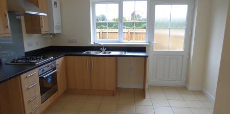 2 bedroom Terraced House to let in Rookery Park, Lincoln, LN6