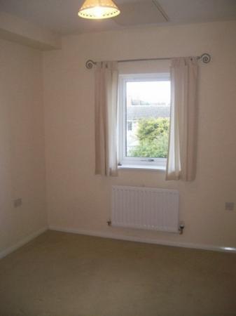2 bedroom Flat to let in Manton Road, Lincoln, LN2