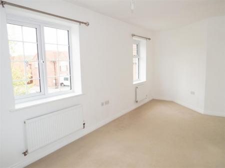 2 bedroom Flat to let in Buttercup Way, Roman Fields, Witham St Hughs, LN6