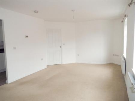 2 bedroom Flat to let in Buttercup Way, Roman Fields, Witham St Hughs, LN6