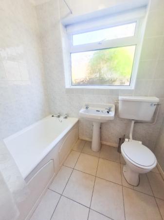 2 bedroom Bungalow to let in Ashby Close, Waddington, LN5