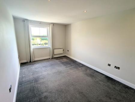 1 bedroom Flat to let in Carlton Boulevard, Lincoln, LN2