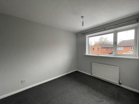 3 bedroom Semi-detached house to let in Wigsley Road, Birchwood, LN6