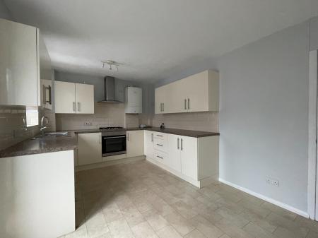 3 bedroom Semi-detached house to let in Wigsley Road, Birchwood, LN6