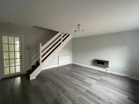 3 bedroom Semi-detached house to let in Wigsley Road, Birchwood, LN6