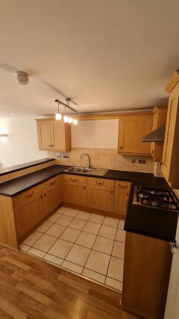 2 bedroom Flat to let in Lincoln Road, North Hykeham, LN6