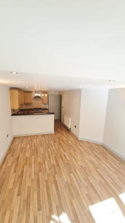 2 bedroom Flat to let in Lincoln Road, North Hykeham, LN6