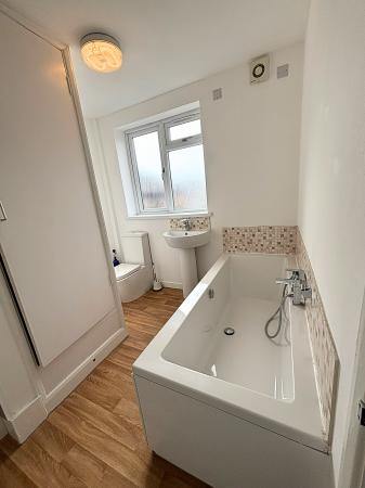 2 bedroom Flat to let in High Street, Lincoln, LN2