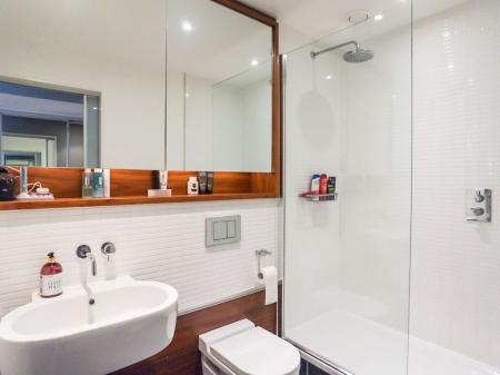 2 bedroom Flat to let in Brayford Street, Lincoln, LN5