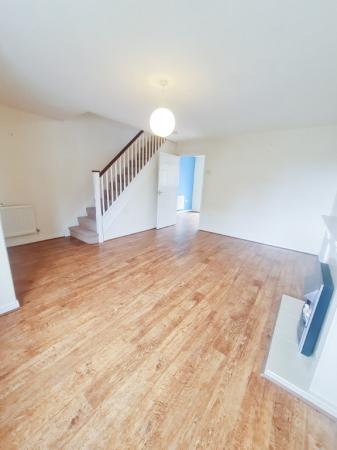 3 bedroom Semi-detached house to let in Hadrians Road, Bracebridge Heath, LN4