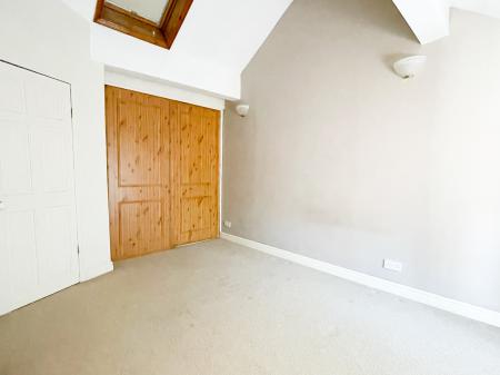 2 bedroom Barn Conversion to let in High Street, Waddington, LN5