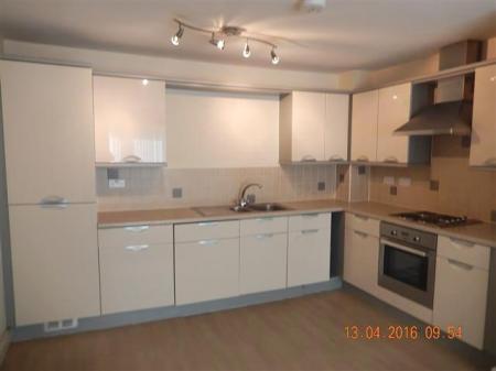 2 bedroom Flat to let in Riverside Drive, Anchor Quay, Lincoln, LN5