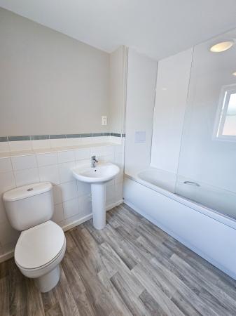 2 bedroom Flat to let in Muirfield Close, Doddington Park, Lincoln, LN6