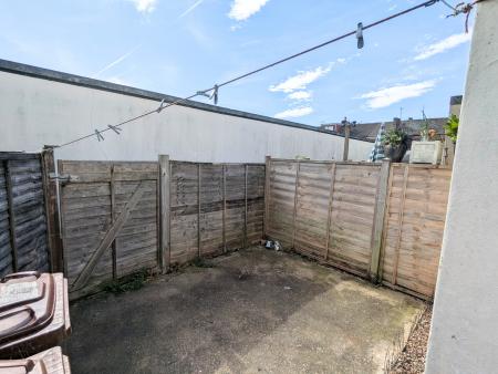 2 bedroom Terraced House to let in Stanley Place, Lincoln, LN5