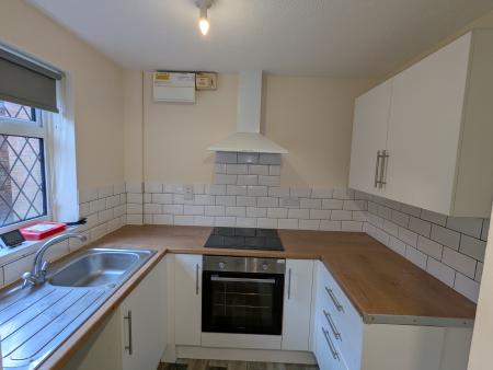 2 bedroom Detached house to let in Queen Street, Lincoln, LN5