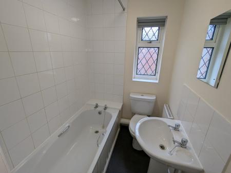 2 bedroom Detached house to let in Queen Street, Lincoln, LN5