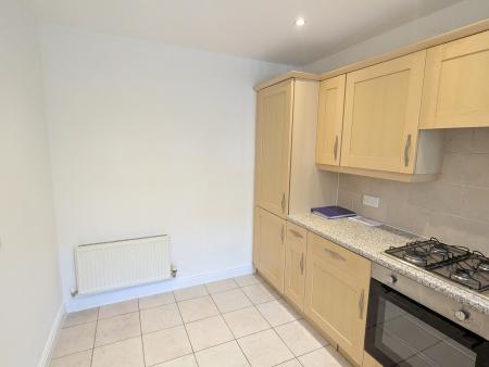 3 bedroom Town house to let in Byland Close, Bunkers Hill, Lincoln, LN2