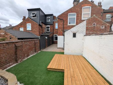 3 bedroom Terraced House to let in Milman Road, Lincoln, LN2