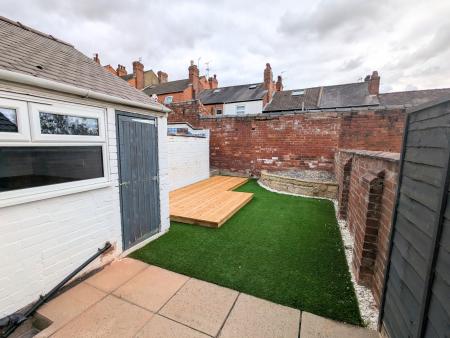 3 bedroom Terraced House to let in Milman Road, Lincoln, LN2