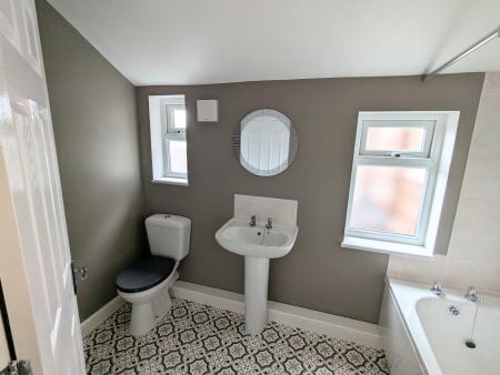 3 bedroom Terraced House to let in Milman Road, Lincoln, LN2