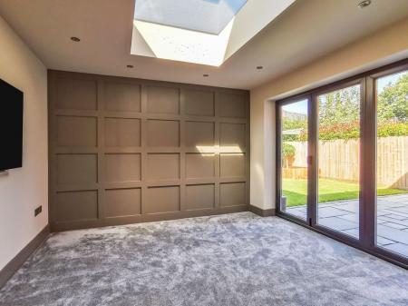 4 bedroom Detached house to let in Winchester Court, North Hykeham, LN6