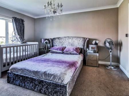 4 bedroom Detached house to let in Winchester Court, North Hykeham, LN6