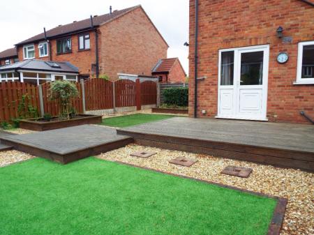 2 bedroom Semi-detached house to let in Falklands Close, Ermine West, Lincoln, LN1