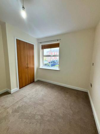 2 bedroom Flat to let in Carlton Boulevard, Lincoln, LN2