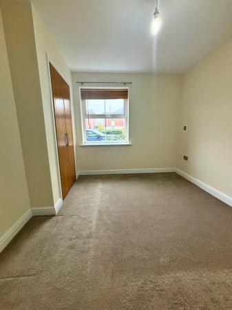 2 bedroom Flat to let in Carlton Boulevard, Lincoln, LN2
