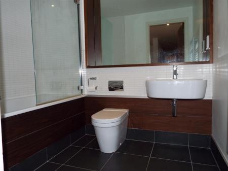 2 bedroom Flat to let in Witham Wharf, Brayford Wharf, Lincoln, LN5