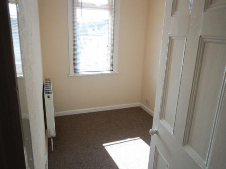 2 bedroom Flat to let in High Street, Saxilby, LN1