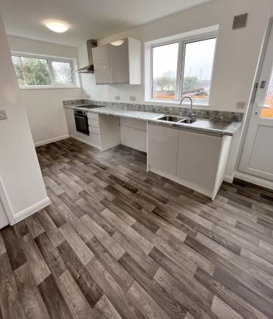 2 bedroom Bungalow to let in Torksey Avenue, Saxilby, LN1