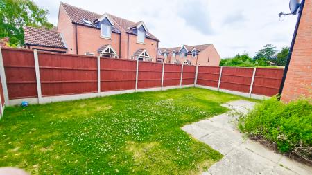 2 bedroom Semi-detached house to let in Mill Lane, North Hykeham, LN6