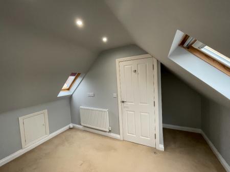 2 bedroom Town house to let in Dunkirk Road, Lincoln, LN1