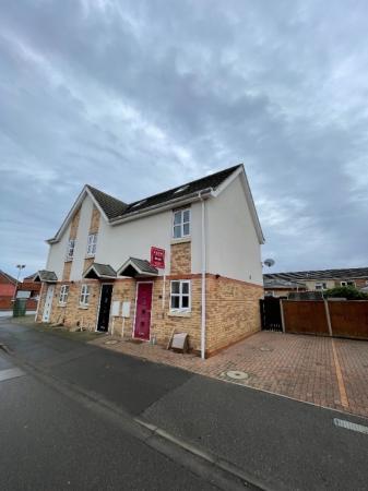 2 bedroom Town house to let in Dunkirk Road, Lincoln, LN1