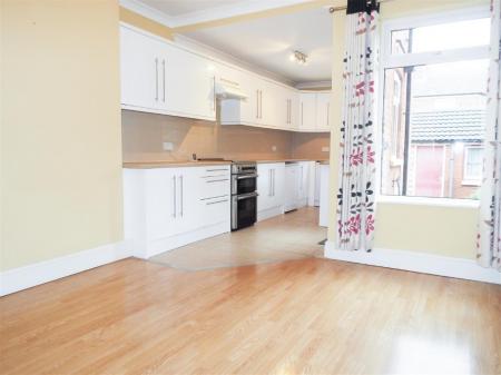 2 bedroom Terraced House to let in Frederick Street, Lincoln, LN2