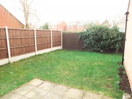 3 bedroom Semi-detached house to let in Hadrians Walk, North Hykeham, LN6