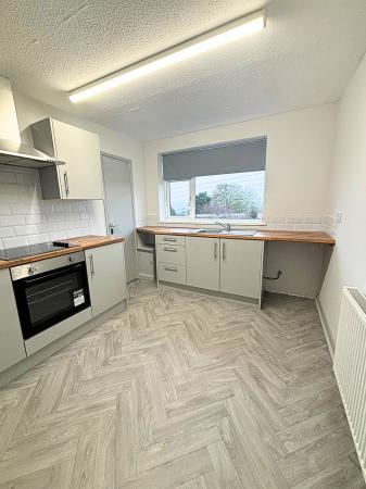 2 bedroom Flat to let in Park Crescent, Washingborough, LN4