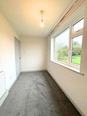 2 bedroom Flat to let in Park Crescent, Washingborough, LN4
