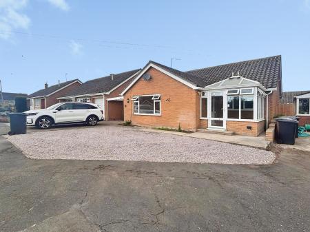 2 bedroom Bungalow to let in Rowan Way, Metheringham, LN4