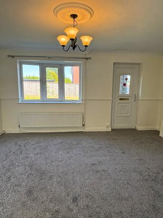 3 bedroom Detached house to let in Laney Close, Glebe Park, LN2