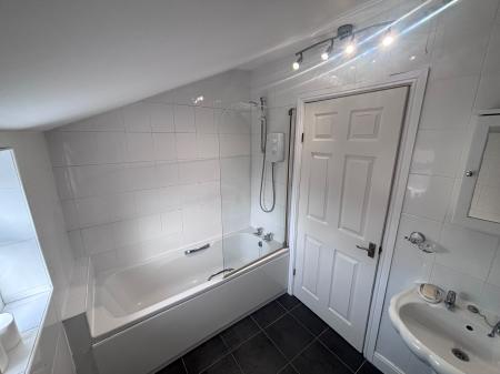 3 bedroom Terraced House to let in Kirkby Street, Lincoln, LN5