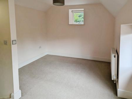 2 bedroom Cottage to let in Church Road, Branston, LN4