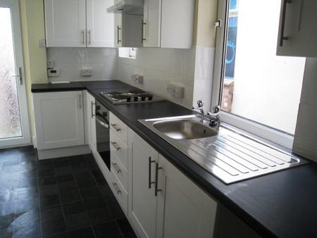 4 bedroom Terraced House to let in Newark Road, Lincoln, LN5