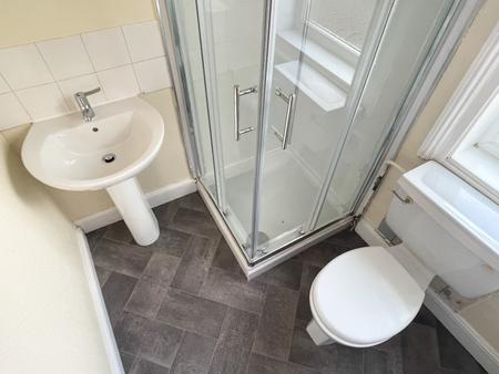 1 bedroom Flat to let in Cross Street, Lincoln, LN5