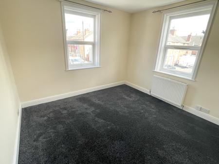 1 bedroom Flat to let in Cross Street, Lincoln, LN5